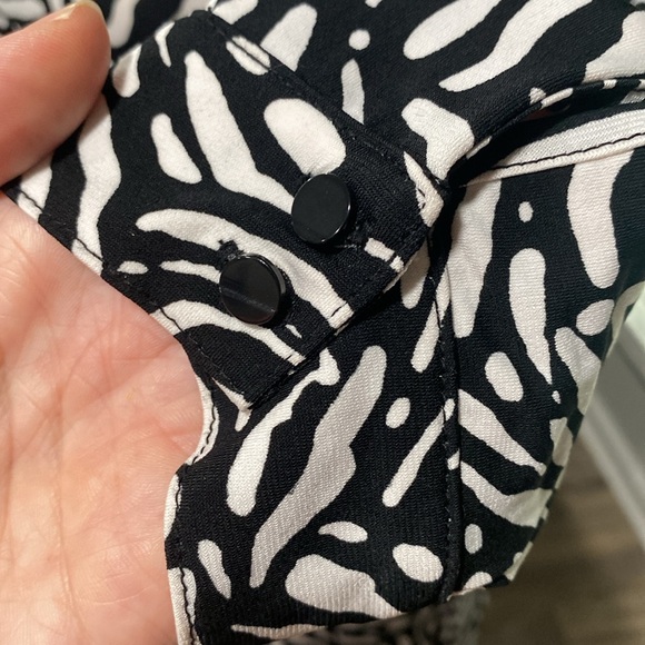 ▪️MERONA Black & White Geometric Animal Print 3/4 Sleeve Dress with Belt MEDIUM - Picture 3 of 13